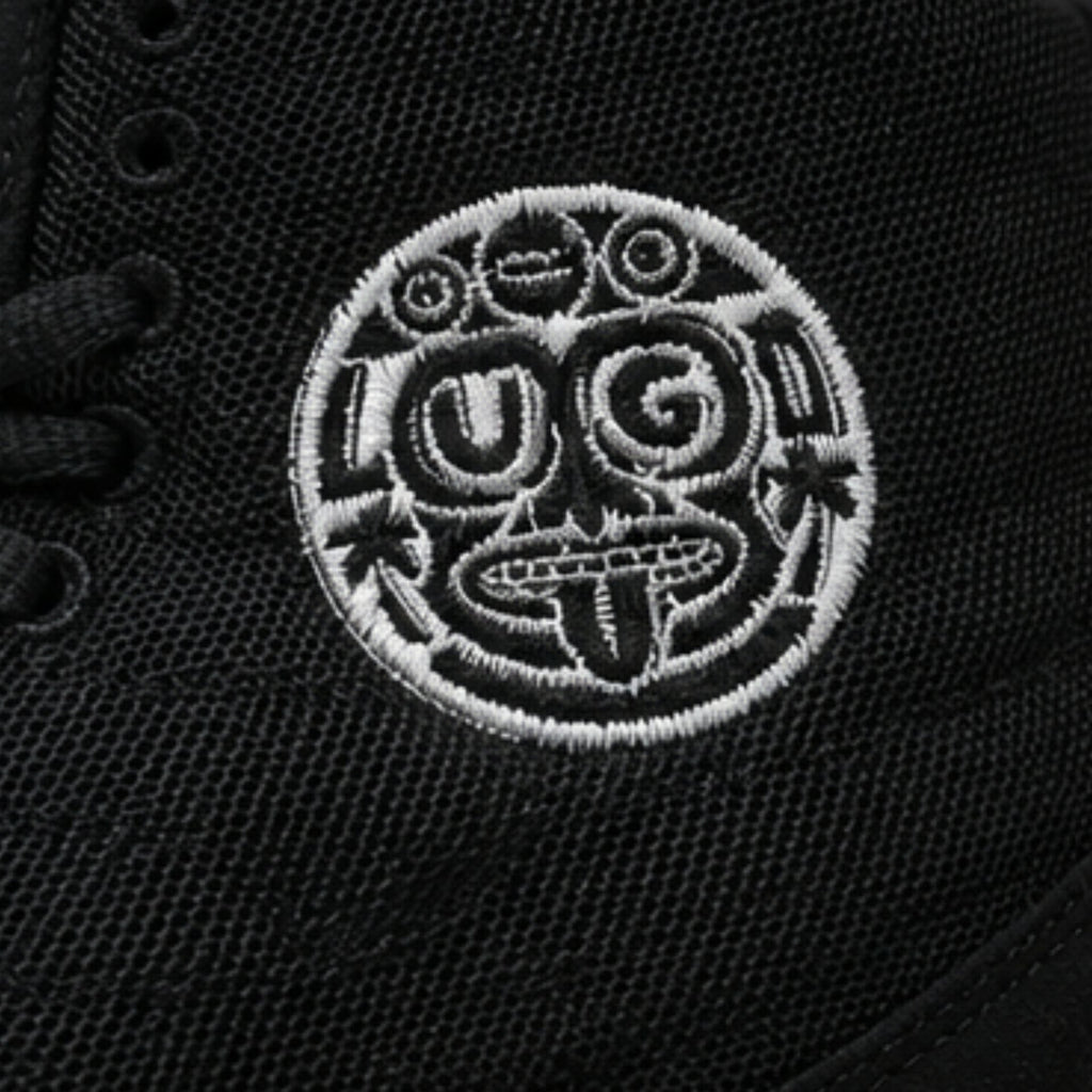 PAT LUGO SIGNATURE SERIES // BLACK