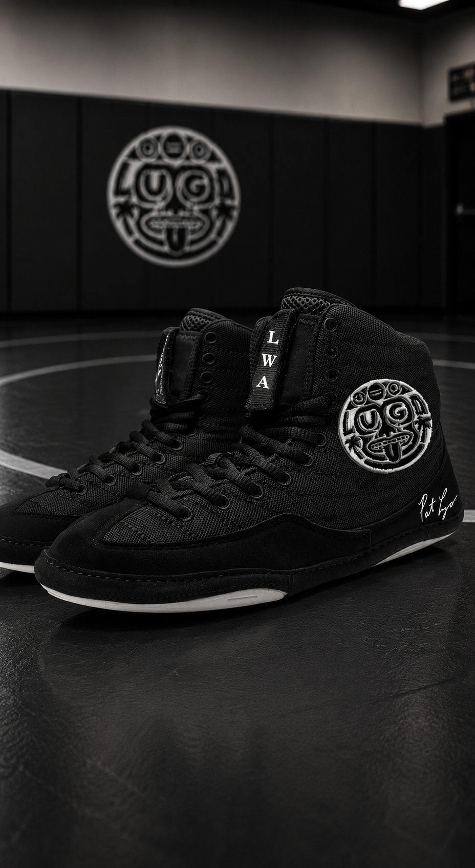 PAT LUGO SIGNATURE SERIES // BLACK
